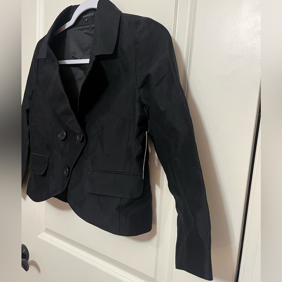 NWT Theory Cheyla Croppes Blazer Size 2 - Picture 3 of 10
